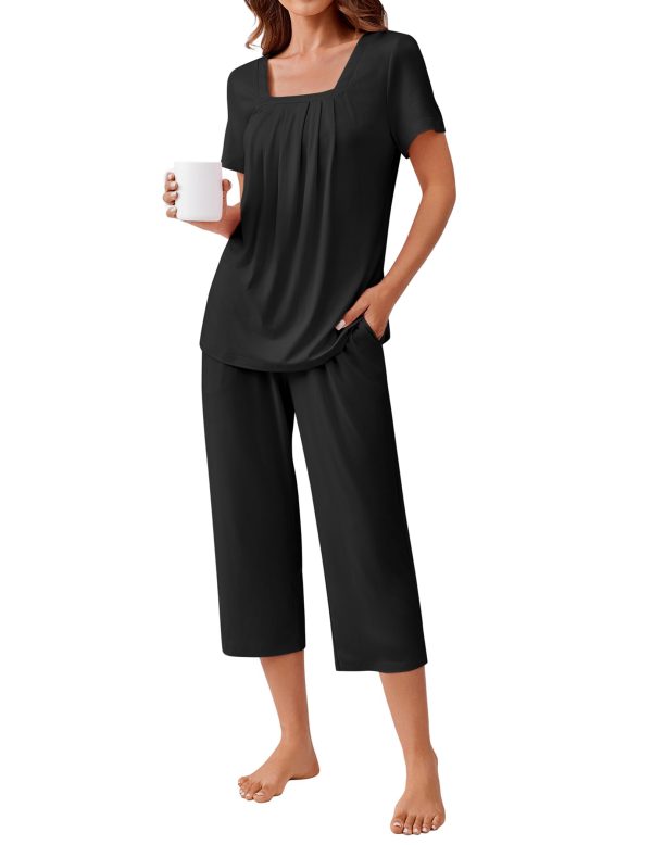 Pajama Set for Women Short Sleeve Top With Capri Pants Pjs 2 Piece O Neck Loungewear Soft Sleepwear with Pockets