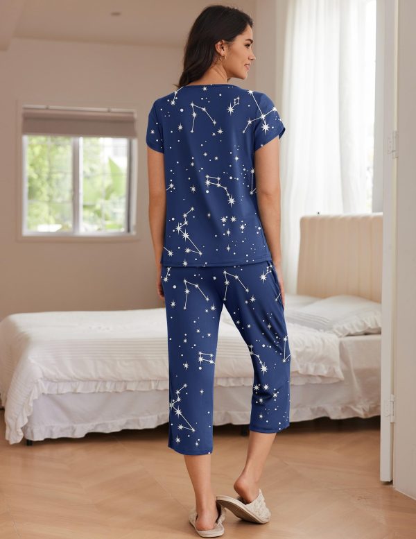 Womens Pajama Set Short Sleeve Sleepwear Pleated Floral Pjs Set Capri Pants Lounge Sets with Pockets S-XXL
