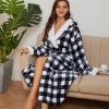 Plush Robes For Women, Fleece Fuzzy Womens Robe,Soft Warm Women's Bathrobe with Hood for Bath Spa Shower House