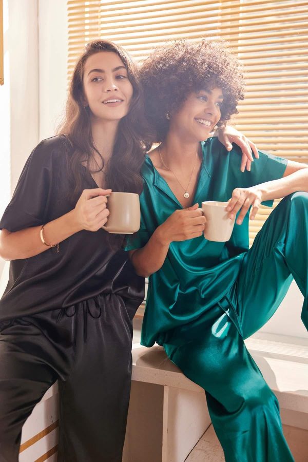 Satin Pajama Set Womens Silk Short Sleeve V Neck Shirt with Long Pant Soft Loungewear Pjs Set