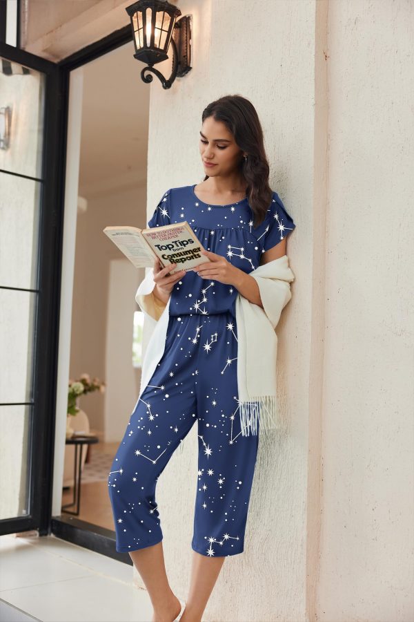 Womens Pajama Set Short Sleeve Sleepwear Pleated Floral Pjs Set Capri Pants Lounge Sets with Pockets S-XXL