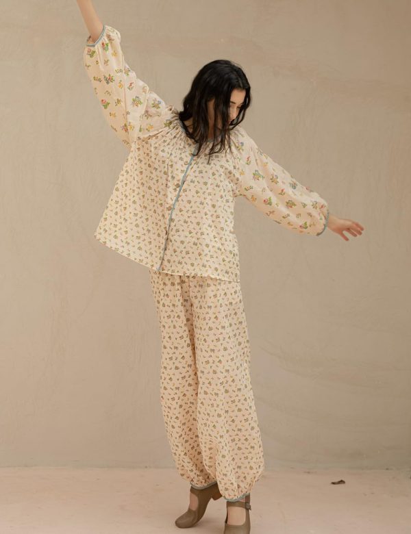100% Cotton Women's Pajama Set, Long Sleeve Floral Loungewear, Beige
