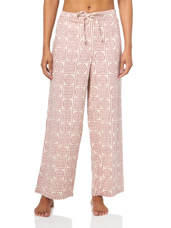 Women's Flannel Infinity Notch Pj Set Length: 28"/Inseam: 29"